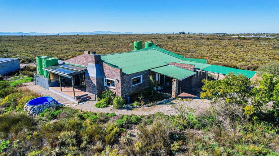 Commercial Property for Sale in Hartebeesfontein Western Cape